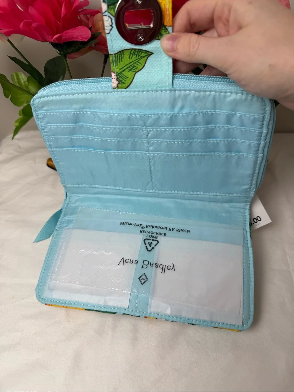 NWT Vera Bradley Lemon Grove RFID Turn Lock Wallet Retired Pattern LAST ONE! - Picture 7 of 9